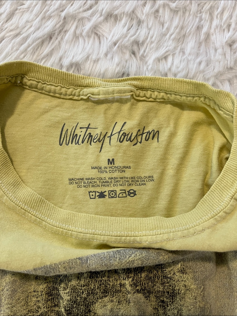 Whitney Houston medium - Picture 4 of 5
